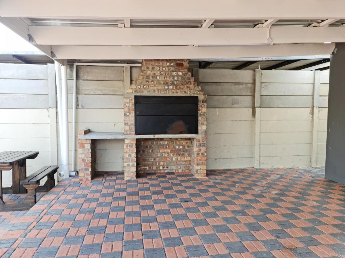 Hasate Guest House 10 Florence Street Oakdale Belliville 7530 Cape Town South African Экстерьер фото