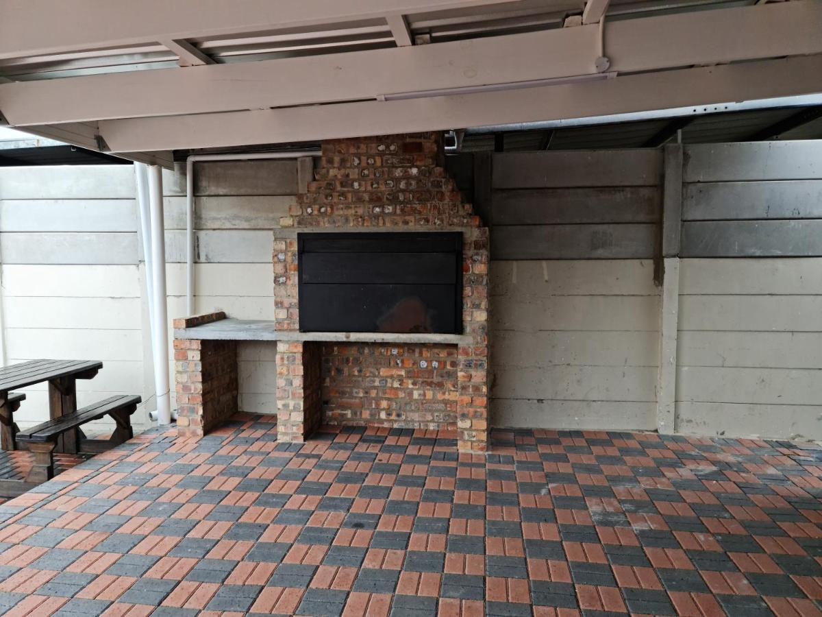 Hasate Guest House 10 Florence Street Oakdale Belliville 7530 Cape Town South African Экстерьер фото