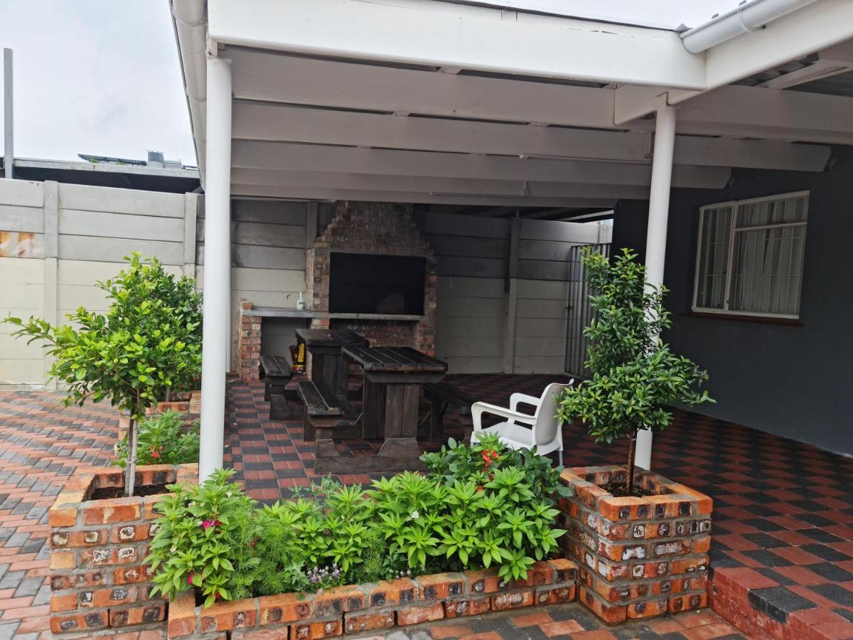 Hasate Guest House 10 Florence Street Oakdale Belliville 7530 Cape Town South African Экстерьер фото