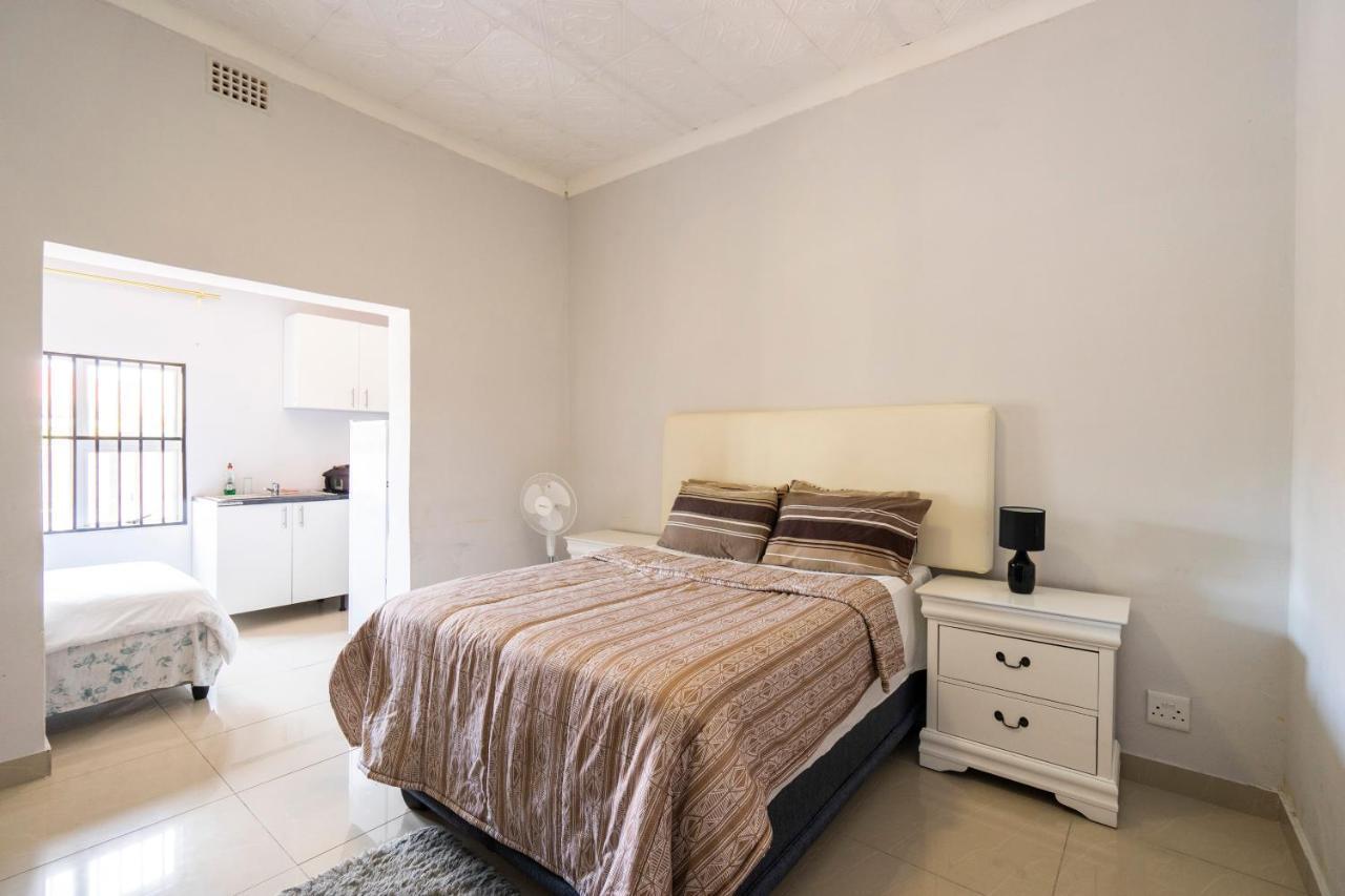 Hasate Guest House 10 Florence Street Oakdale Belliville 7530 Cape Town South African Экстерьер фото