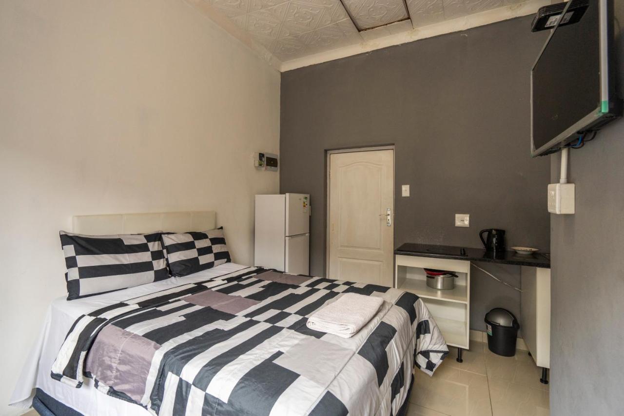 Hasate Guest House 10 Florence Street Oakdale Belliville 7530 Cape Town South African Экстерьер фото